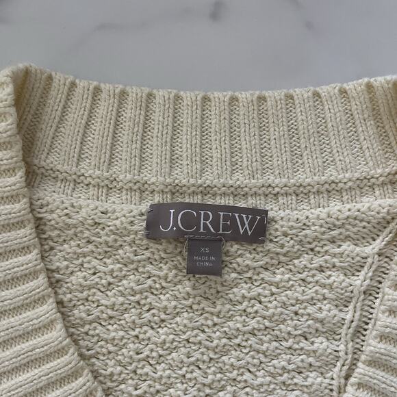 J.Crew Cable-Knit V-Neck Pullover Cream XS tennis prep Aran Sweater Scandi Chic - Picture 3 of 11
